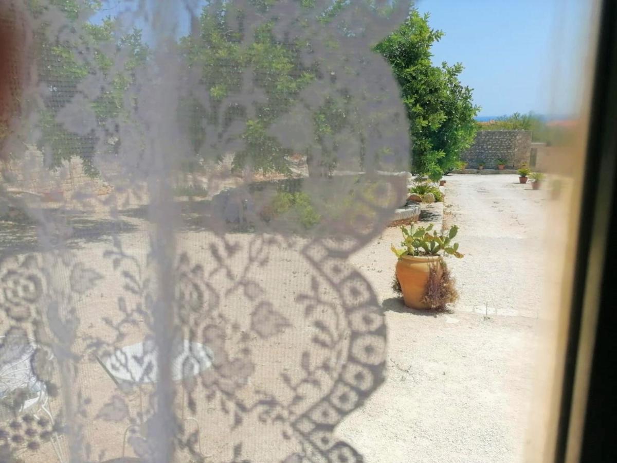 Il Baglio Di Kharrub Rural Guest House ポッツァッロ エクステリア 写真