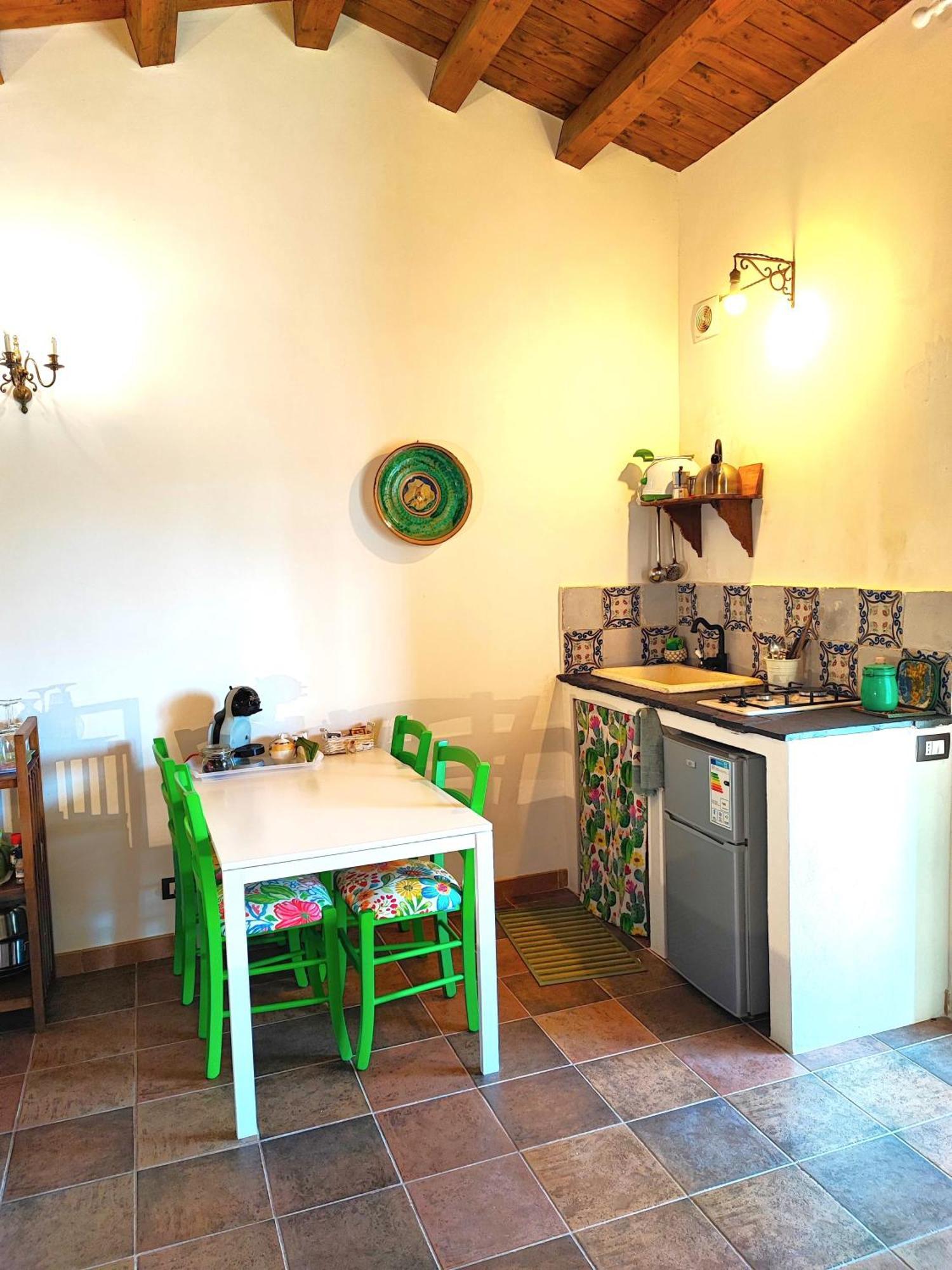 Il Baglio Di Kharrub Rural Guest House ポッツァッロ エクステリア 写真
